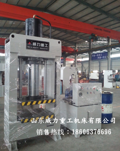 200噸龍門液壓機 200噸龍門液壓機
